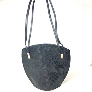 Gorgeous Black Shoulder Bag